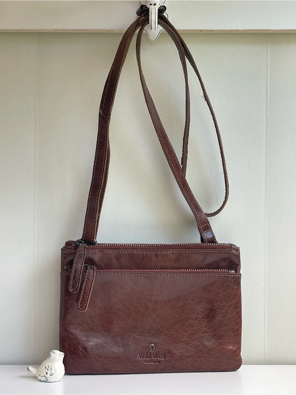Wild West Los Angeles Genuine Leather Crossbody Bag